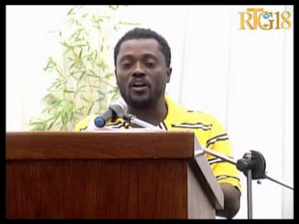 Cérémonie de Prix Littéraire Deschamps par la Fondation Lucienne Deschamps.