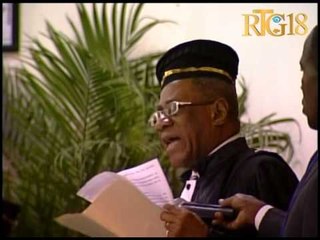 10 Nouvo manm kou siperyè dè kont yo prete sèman devan Jij jou kasasyon yo