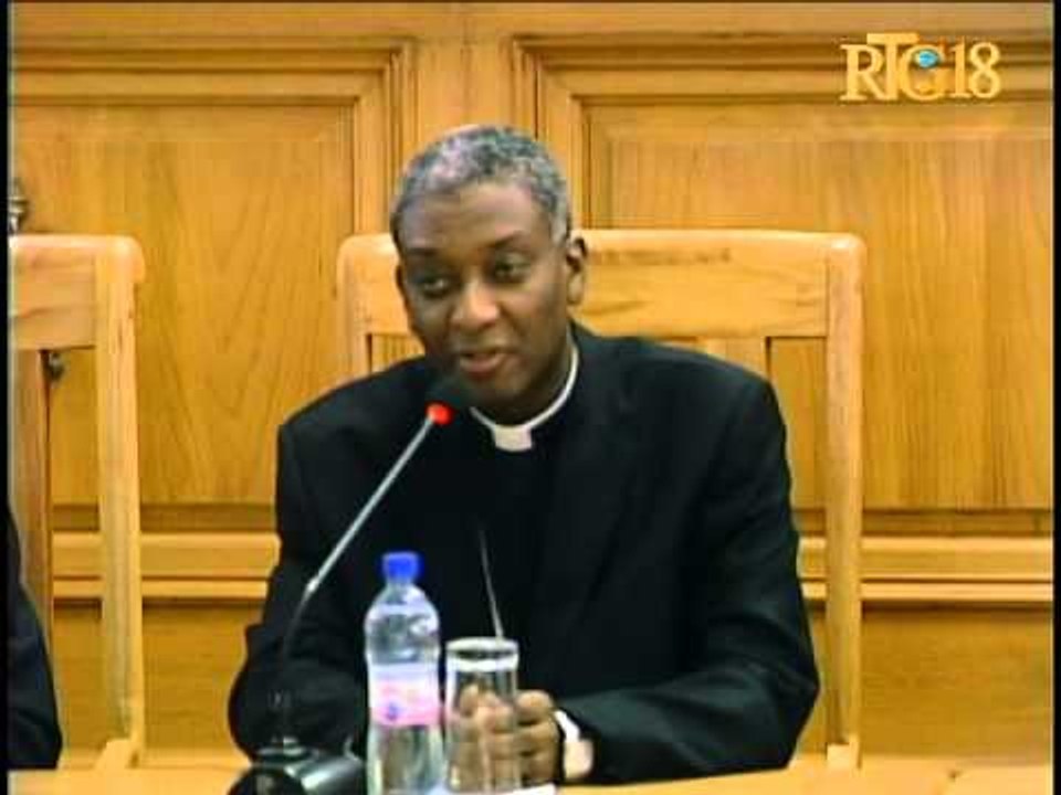 Rankont Kadinal Ayisyen an ak diferan Prezidan Komisyon sena a pou diskite sou siyati anò El Rancho