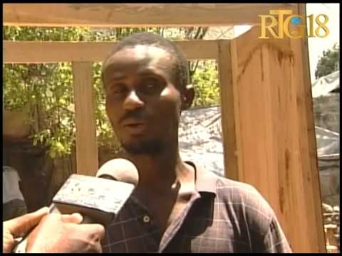 Pwofesyonèl kap travay nan atelye ebenis yo montre gwo difikilte yo genyen pou yo travay akoz matery