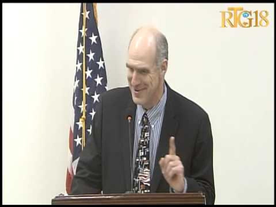 Prezidan Repiblik la resevwa nan Palè Nasyonal Sekretè Ameriken pou edikasyon Arne Duncan