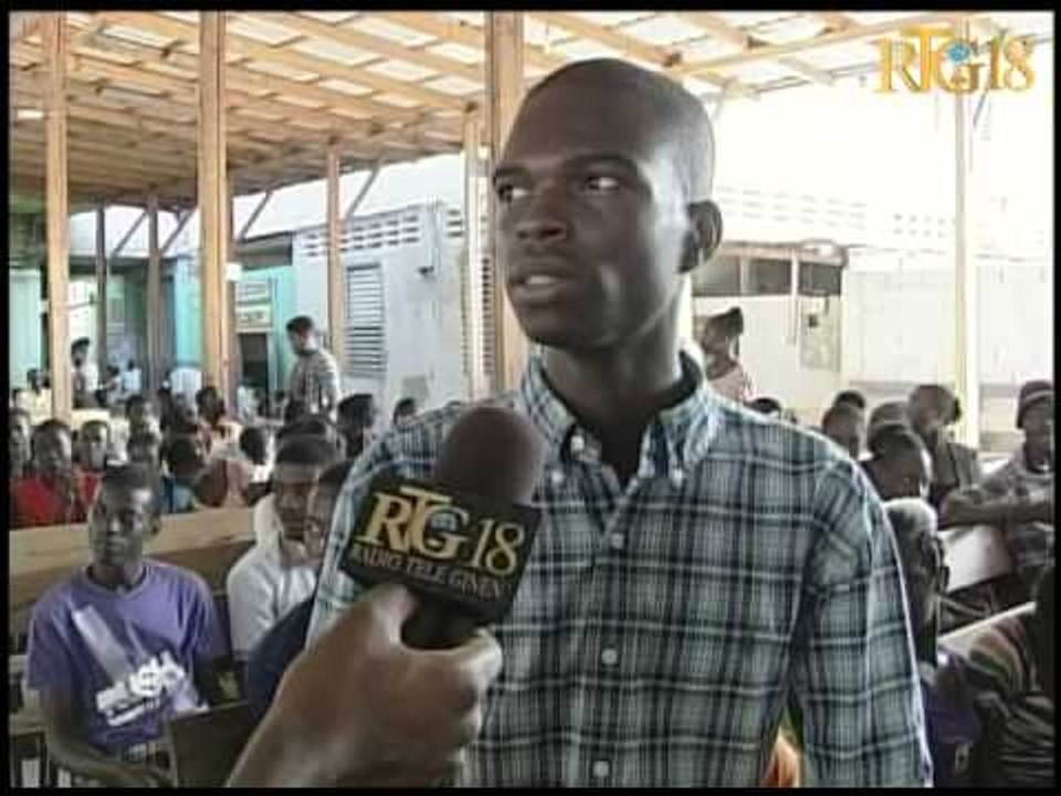 Volontarya pou devlopman Ayiti VDH an patenarya ak OIM òganize yon fowòm pou anviwon yon santèn jèn