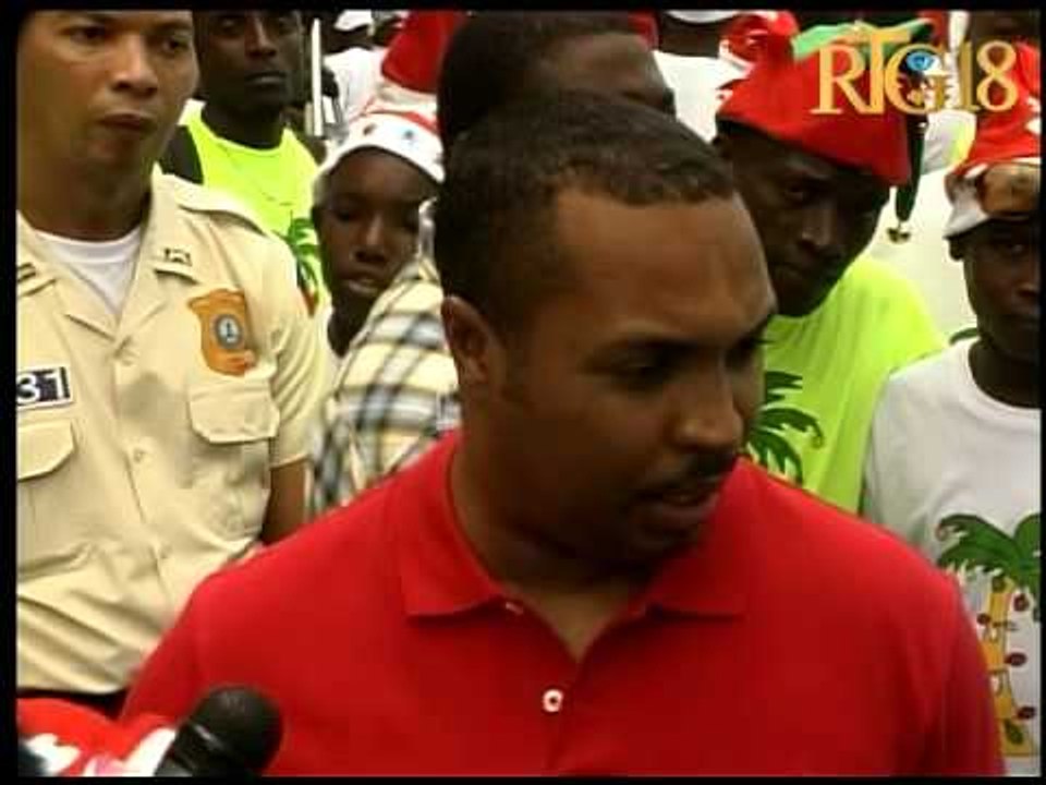 Ministè afè sosyal òganize fèt pou timoun kap viv nan sant akèy Delmas 3 a epi distribye kado pou yo