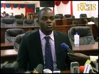 Depite Jules Lionel Anélus aplodi inisyativ gouvènman an pran pou òganize kanaval nasyonal la