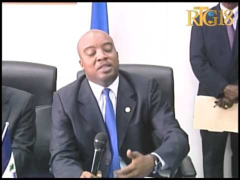 Minis Afè Etranjè a fikse pozisyon Gouvènman an sou sitiyasyon sitwayen Ayisyen kap viv an Repiblik