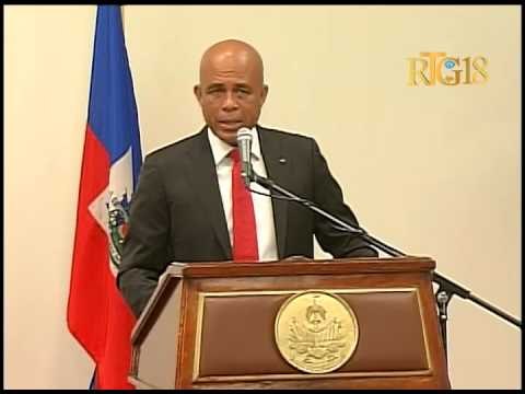 S E M Michel J Martelly ak Sekretè jeneral ONU Ban Ki Moon