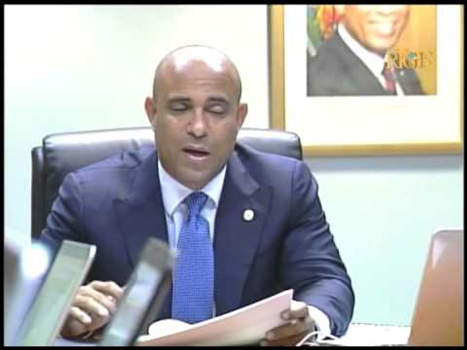 Rencontre entre le premier ministre Laurent S  Lamothe et plusieurs membres du gouvernement