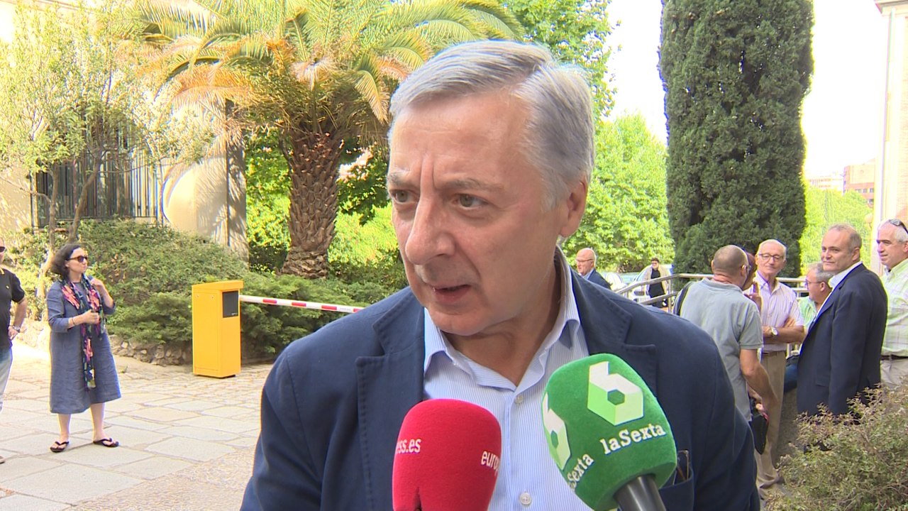 Blanco pide a Podemos que deje de pensar "en el Consejo de Ministros"
