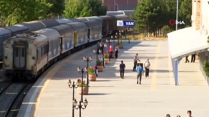 Tahran-Ankara treni ilk seferini gerçekleştirdi