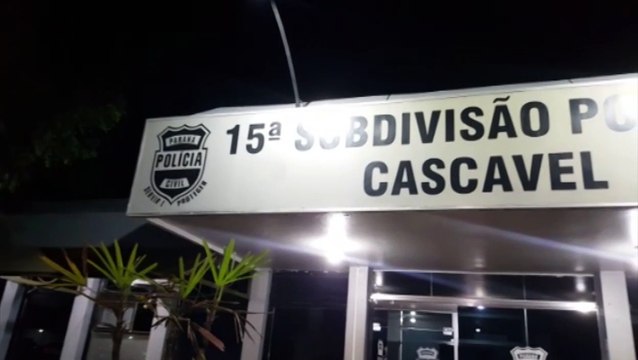 Jovem de 22 anos é encaminhada para a Delegacia com mandado de prisão em aberto