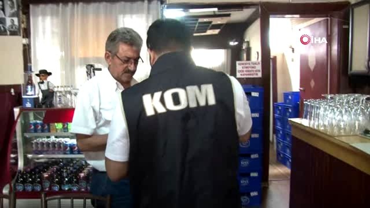 Adana'da sahte içki operasyonu: 28 şişe etil alkol ve 238 şişe sahte ya da kaçak içki ele geçirildi