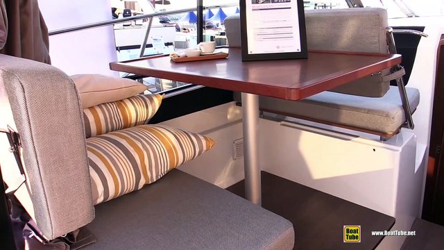 2019 Jeanneau Merry Fisher 895 Motor Boat - Walkaround - 2018 Cannes Yachting Festival