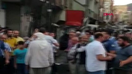 Şanlıurfa'da, yol kapatma eyleminde gerginlik