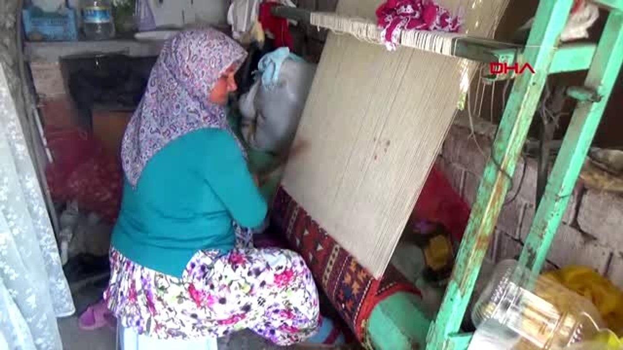 ÇANAKKALE Unutulmaya yüz tutan el dokuması halılar