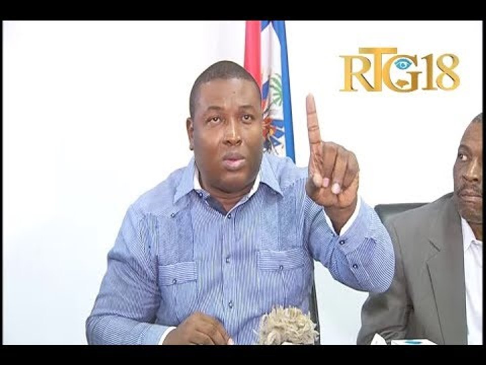 Le Commissaire Paul E. Villard plaide en faveur de l'application de la loi sur les frais scolaires