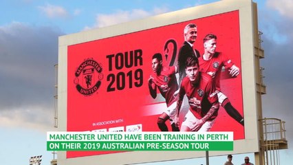 Liverpool fans troll Man Utd training session