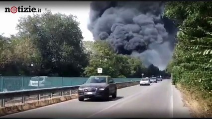 Roma, in fiamme l'Eur | Notizie.it