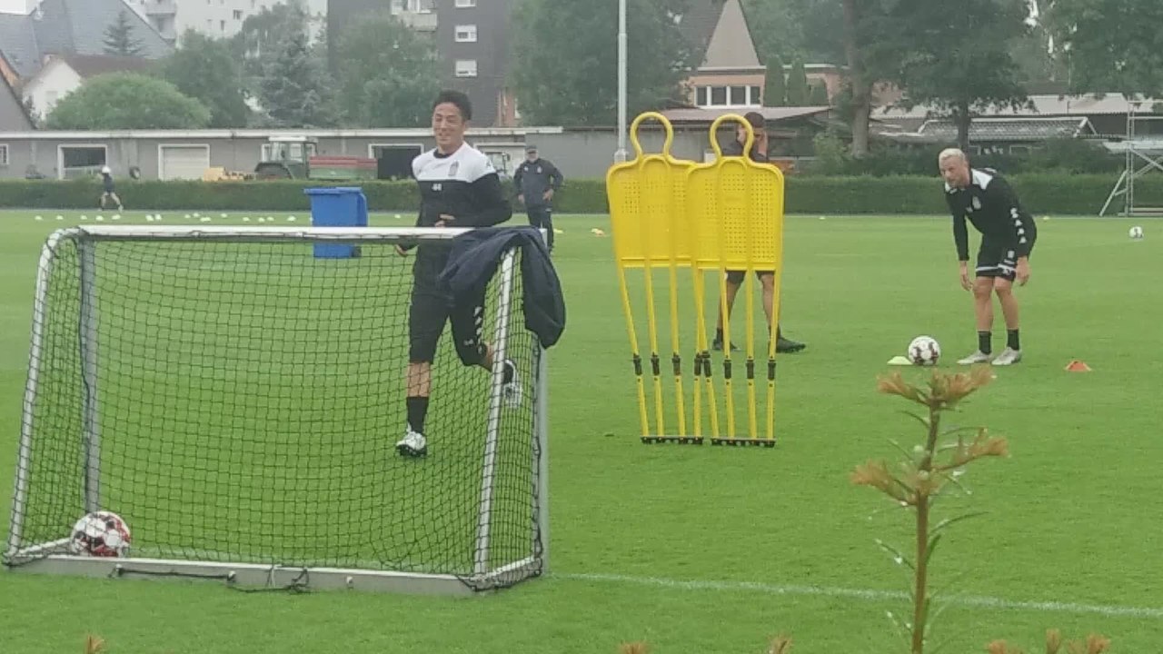 Le Sporting de Charleroi en stage à Kamen (Allemagne) - jour 6 - jeux d'adresse: précision et technique