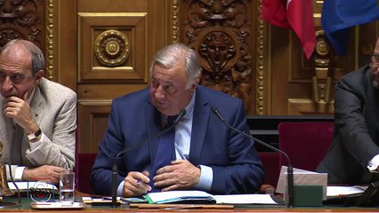 QAG - Jacqueline EUSTACHE-BRINIO : "Cessons de céder aux pressions religieuses ! Est-ce bien le rôle de l'Etat et des préfets de s'immiscer dans l'organisation d'une religion ?"