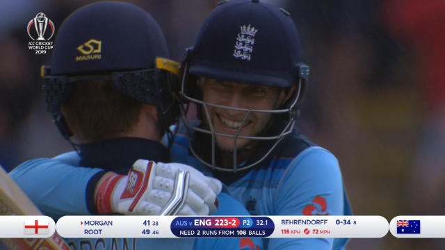 England thrash Australia to reach final