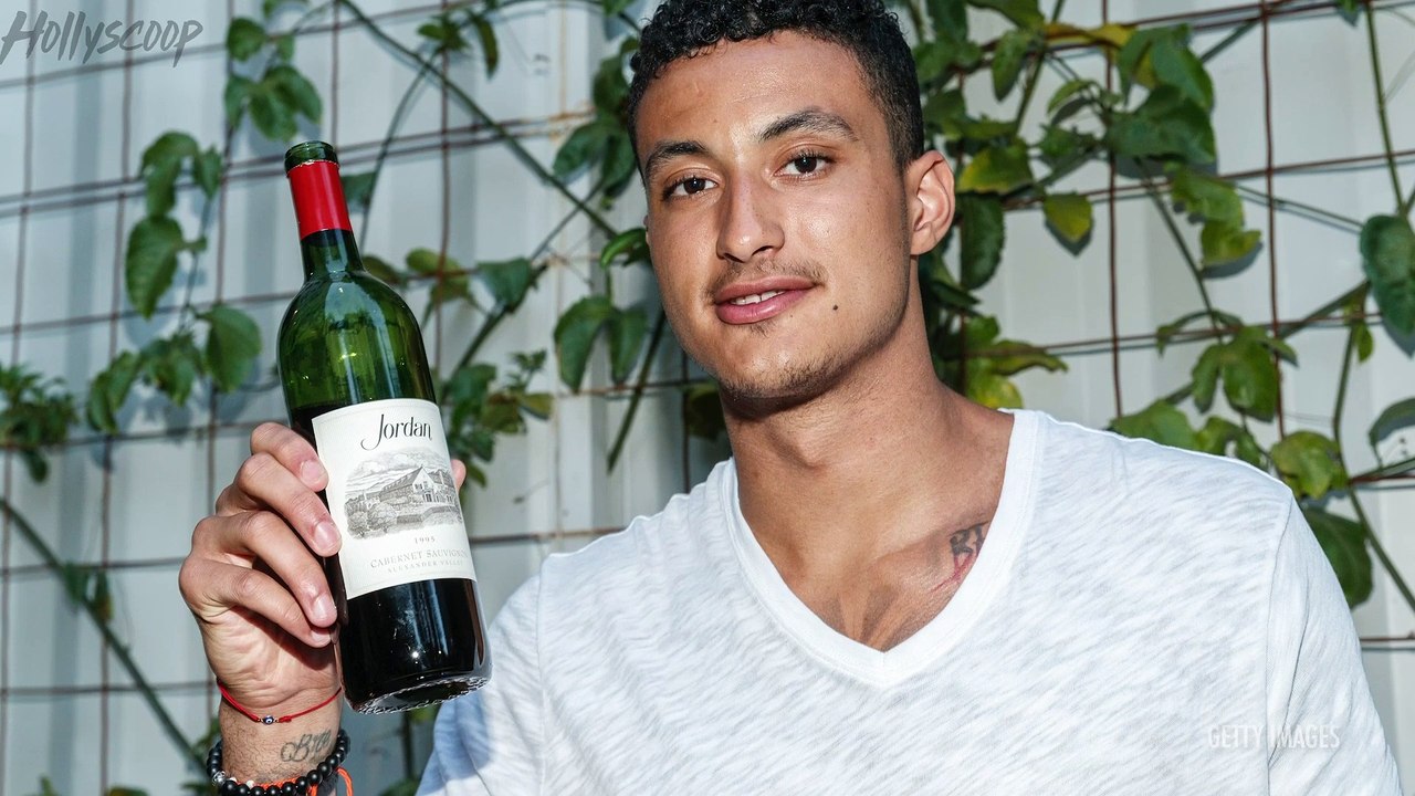 Sofia Richie REACTS To Fans BEGGING Scott Disick & Kourtney Kardashian To get Back Together!