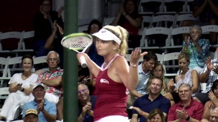 CoCo and Holly: Why does golf scare WTT’s CoCo Vandeweghe?