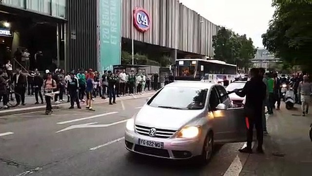 Scènes de liesse à Strasbourg après la qualification de l'Algérie en demi-finales de la CAN