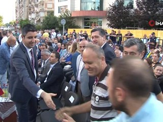 Video herunterladen: Srebrenitsa Soykırımı'nda hayatını kaybedenler Kartal'da anıldı