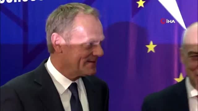 - Avrupa Konseyi Başkanı Tusk'tan, Gürcistan Halkına Övgü- Küçük Ama Harika Bir Millet