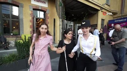 Sesli betimleme ile açık havada engelsiz sinema keyfi