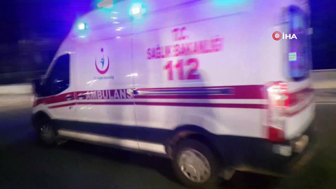 Hafif ticari araçla elektrikli bisiklet çarpıştı: 2 yaralı