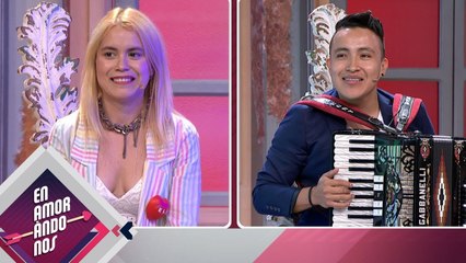 ¡El flechado de Eli hace una entrada TRIUNFAL! | Enamorándonos