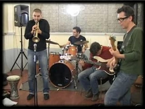 Ibrahim Maalouf : All around the wall