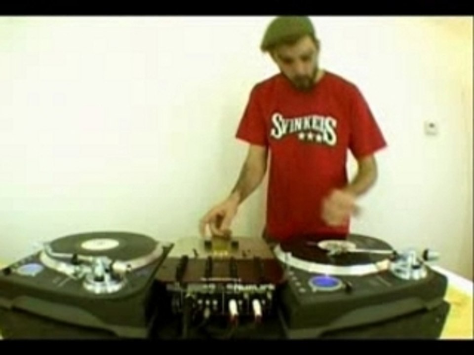 DJ Pone scratching TTC instrumental