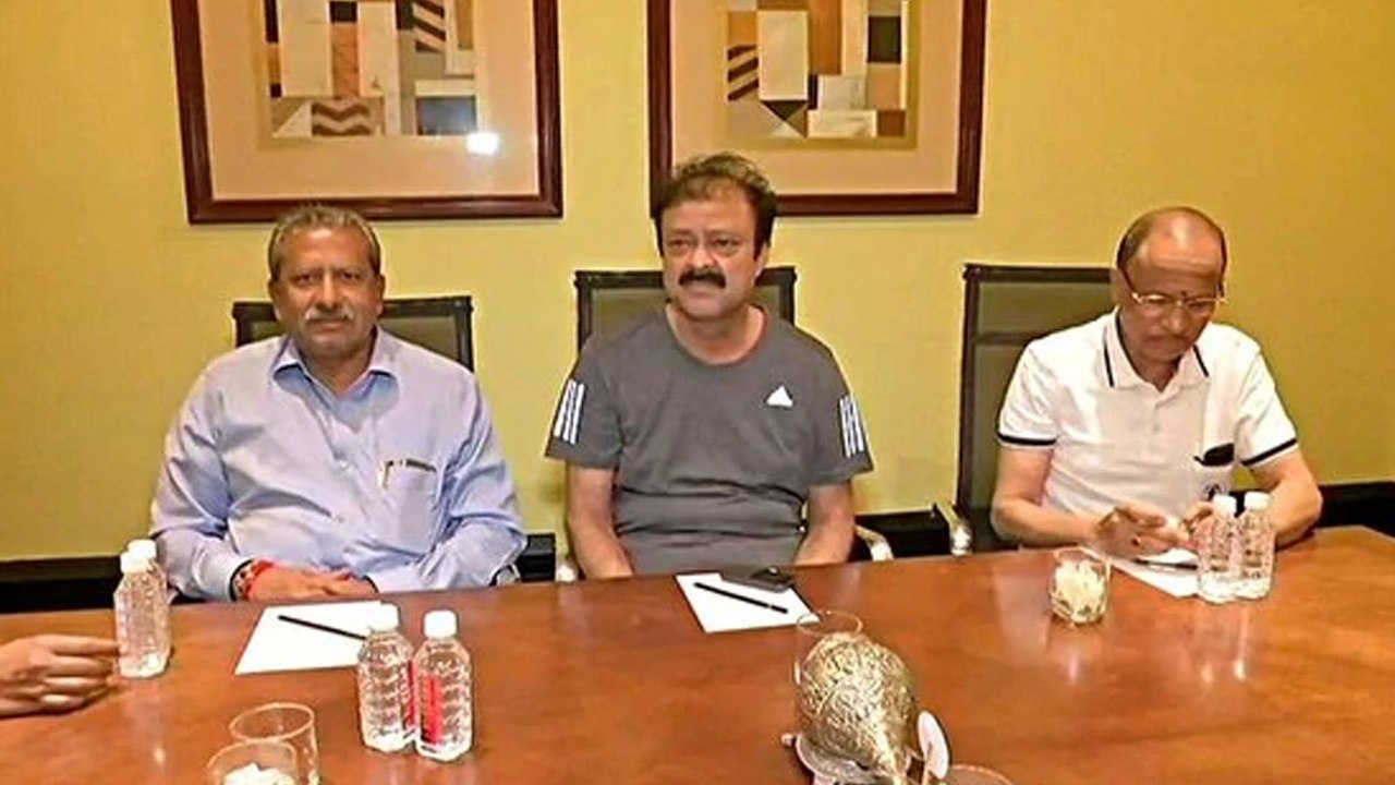 ಅತೃಪ್ತ ಶಾಸಕರು ಮುಂಬೈ ಗೆ ತೆರಳಿದ ಹಿಂದಿನ ಕಾರಣ ಬಹಿರಂಗಪಡಿಸಿದ ಸ್ಪೀಕರ್ ರಮೇಶ್ ಕುಮಾರ್ | Oneindia Kannada