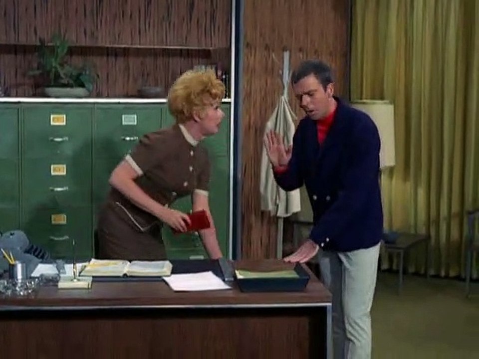 The Lucy Show: Lucy Helps Ken Berry