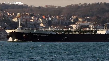 إيران تطالب بريطانيا بالإفراج عن ناقلتها وتدعو "القوى الخارجية" على مغادرة الشرق الأوسط