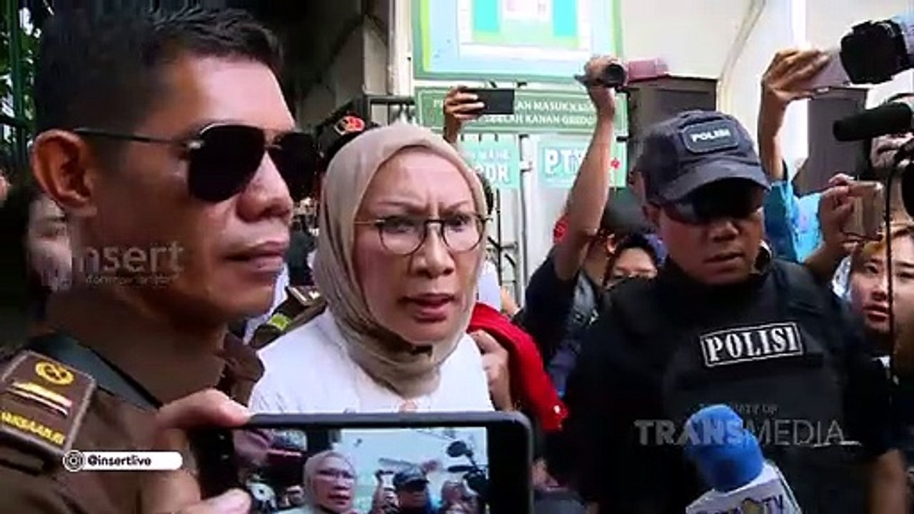 INSERT - Ratna Sarumpaet Divonis  2 Tahun Penjara
