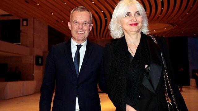 Ministro francês da ecologia mantém-se no cargo