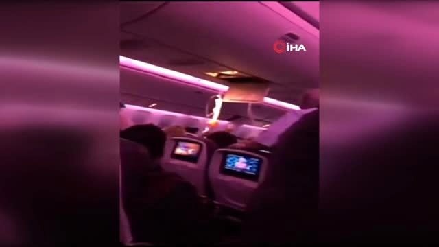 - Türbülansa Giren Air Canada Uçağı Acil İniş Yaptı: 39 Yaralı