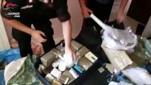 Roma - Blitz in un appartamento a Ostia trovati 130 chili di droga e armi (12.07.19)