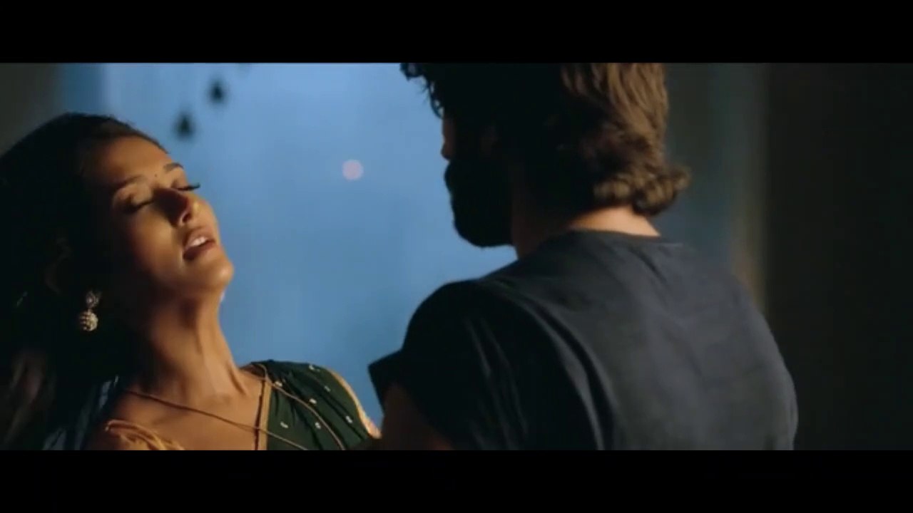 Stunning Rumantic Arjun Reddy
