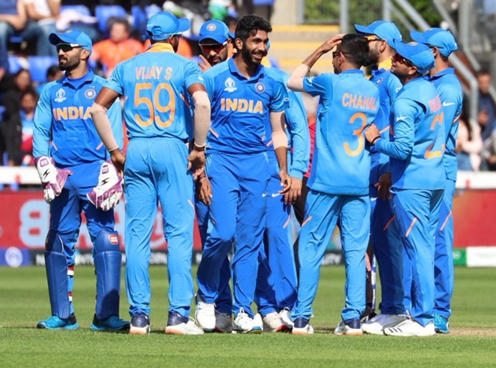 ടീം ഇന്ത്യയെ കുടുക്കി BCCI  ഫൈനല്‍ കഴിയാതെ നാട്ടിലേക്ക് മടങ്ങാനാകില്ല