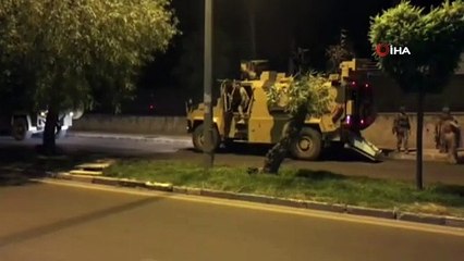 Suriye sınırına askeri sevkiyat sürüyor