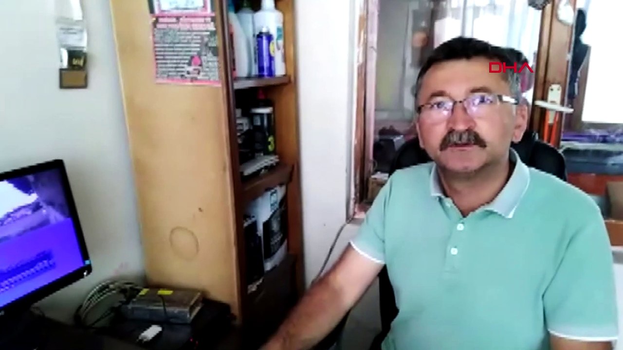 Caminin minaresi fırtınada yıkıldı