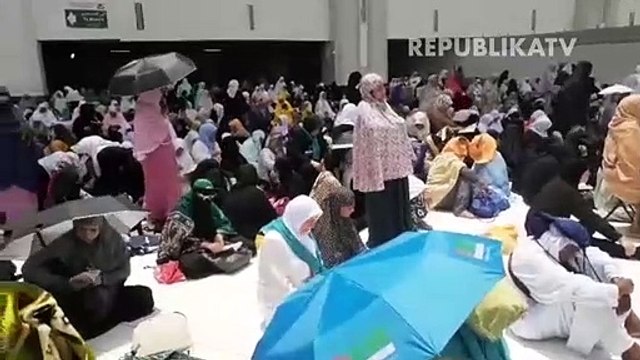 Hukum Shalat Jumat Bagi Wanita di Masjid Al Haram