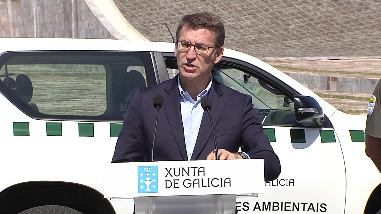 Xunta entrega nuevos vehículos a agentes medioambientales