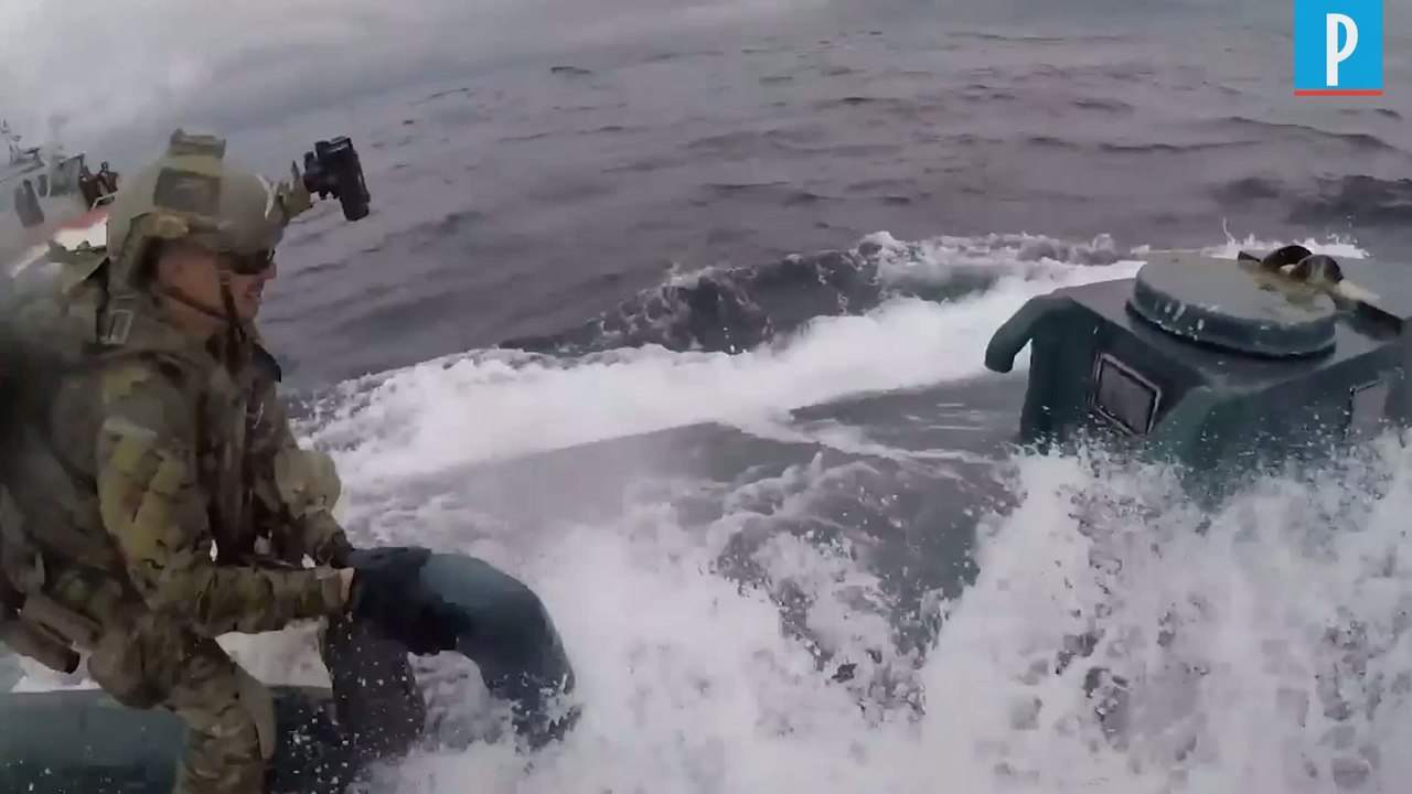 Etats-Unis : les garde-côtes interceptent un mini sous-marin rempli de drogue