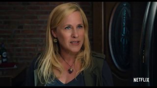 NOS VIES APRES EUX Bande Annonce VF (Netflix 2019) Felicity Huffman(iphone)