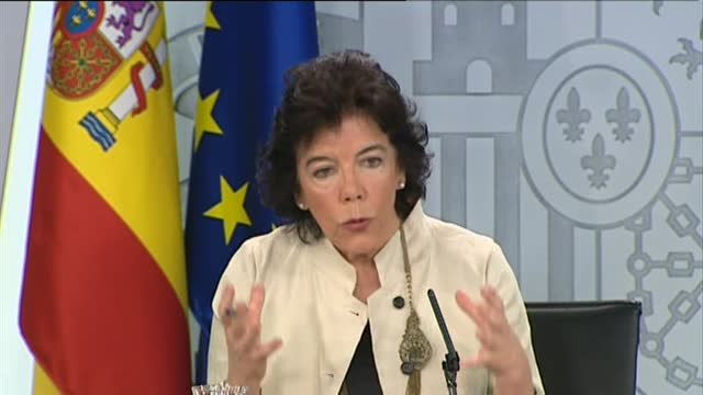 Celaá asegura que la estrategia de Podemos para negociar con el PSOE no se ha visto nunca en ningún lugar del mundo